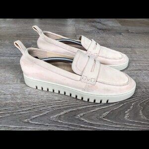 Vionic Size 8 Blush Pink Loafers